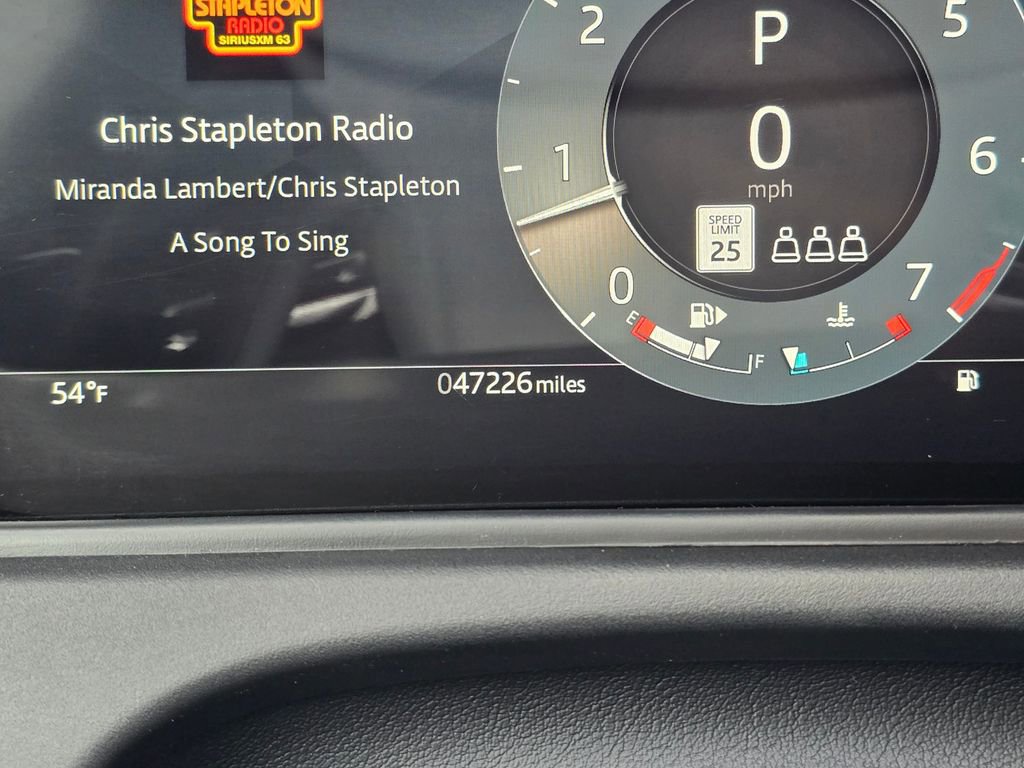 Used 2025 Land Rover Range Rover Velar Dynamic SE image 62