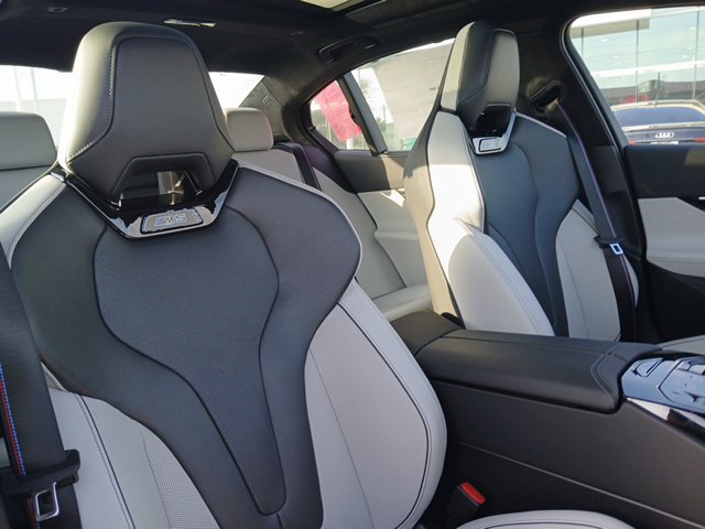New 2027 BMW M5 w/ Executive Package AWD/4WD image 19