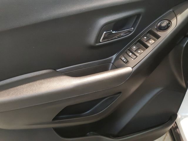 Used 2015 Chevrolet Trax LT w/ LPO, Protection Package image 12