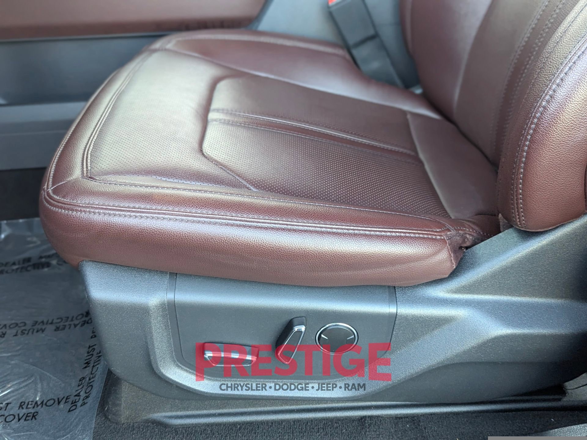 Used 2024 Ford Expedition Limited RWD image 28