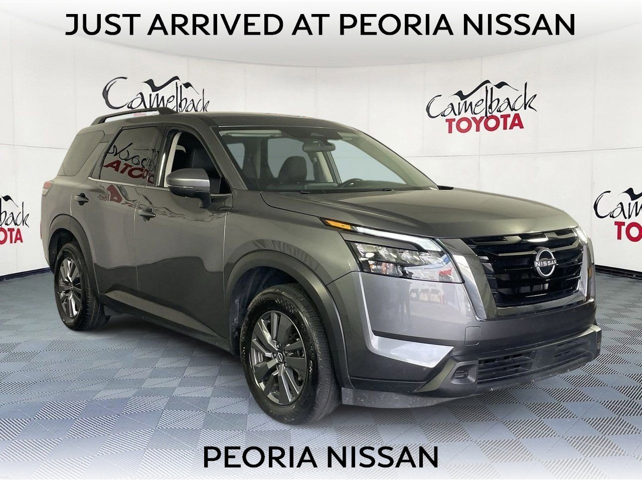 Certified 2025 Nissan Pathfinder SV AWD/4WD image 1