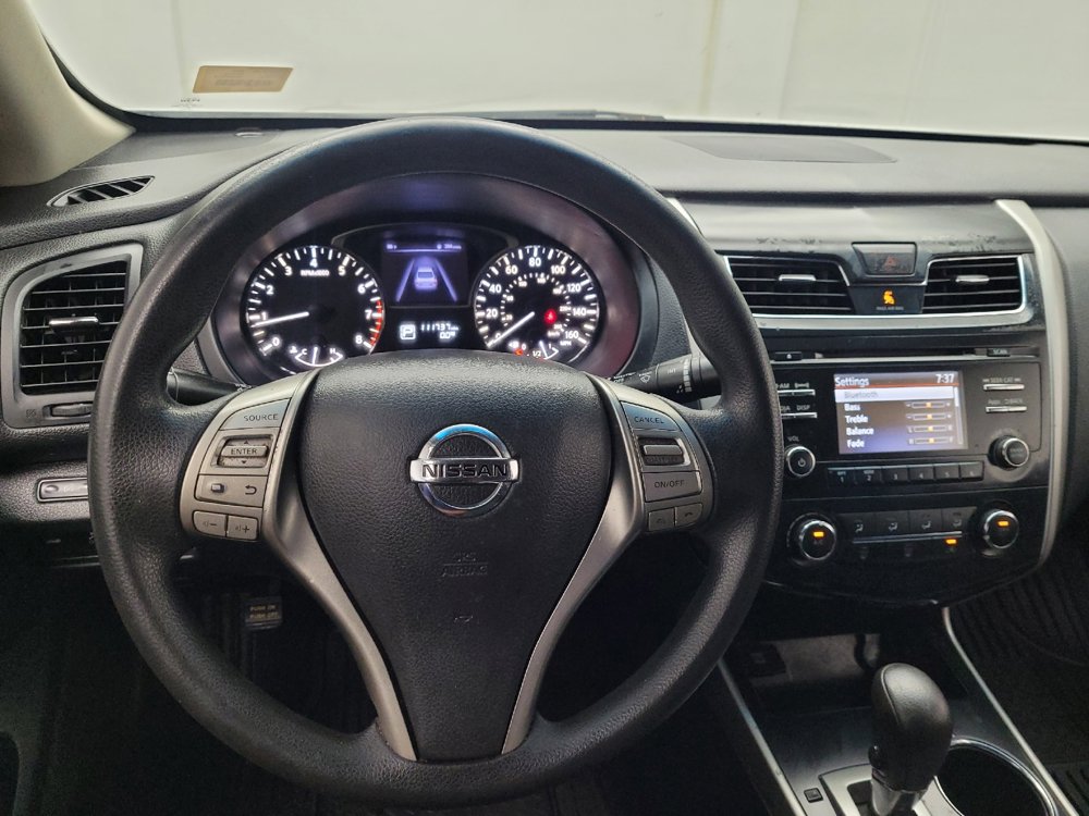 Used 2015 Nissan Altima 2.5 S w/ Special Edition Package FWD image 22