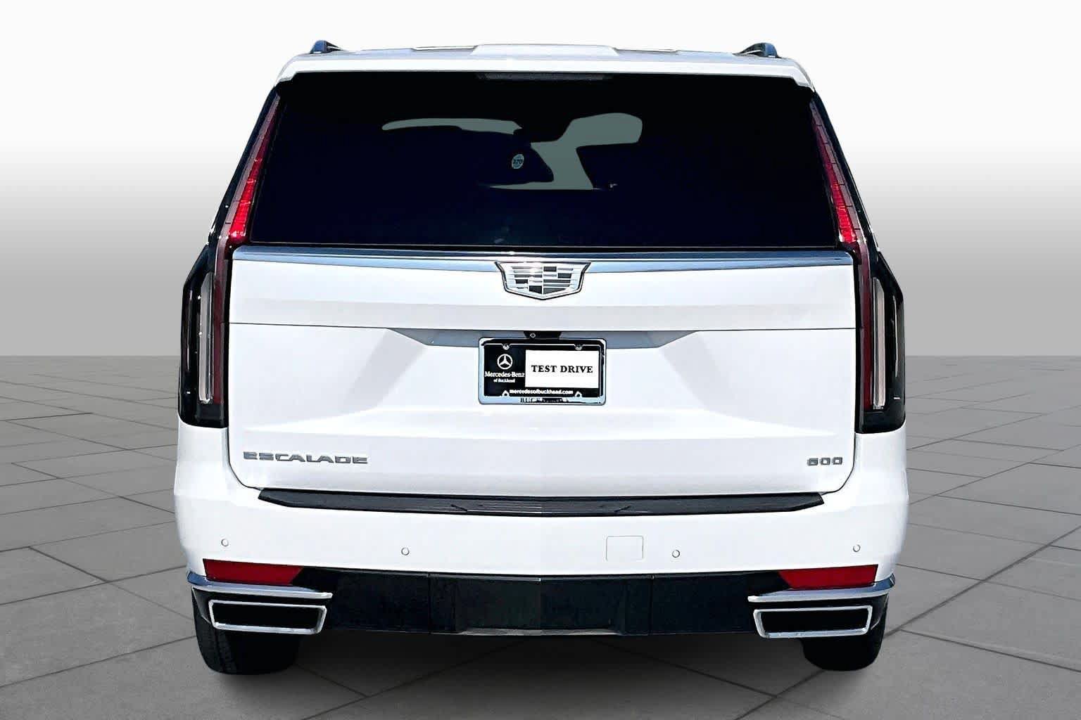 Used 2023 Cadillac Escalade ESV Premium Luxury Platinum w/ LPO, Radiant Package AWD/4WD image 4