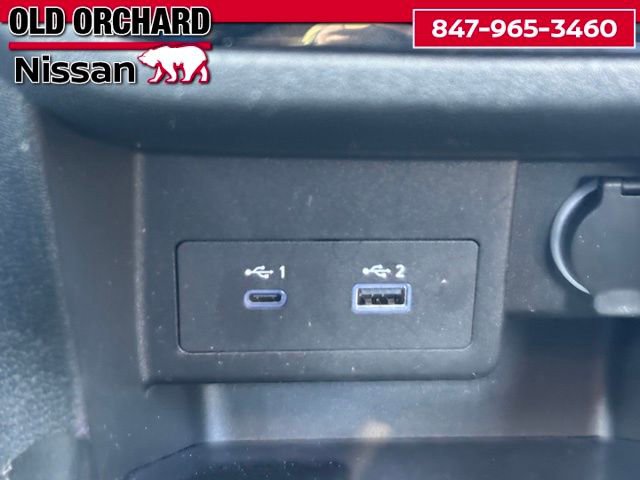Used 2024 Nissan Kicks SR image 18