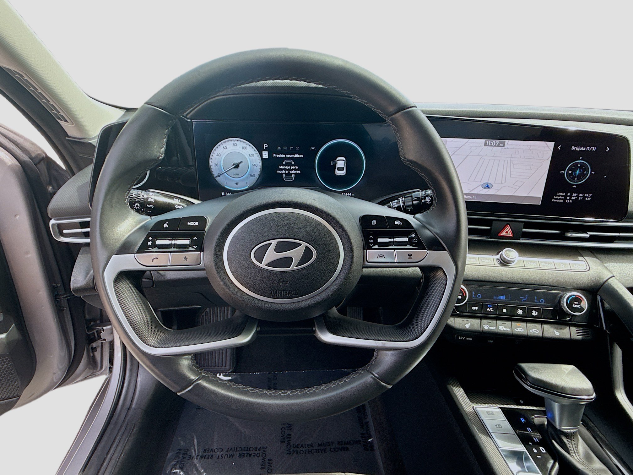 Used 2025 Hyundai Elantra SEL w/ Cargo Package FWD image 8