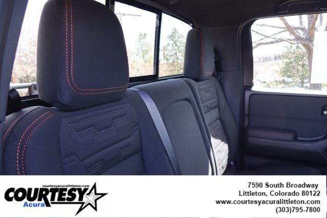 Used 2024 Nissan Frontier PRO-4X w/ Technology Package image 29