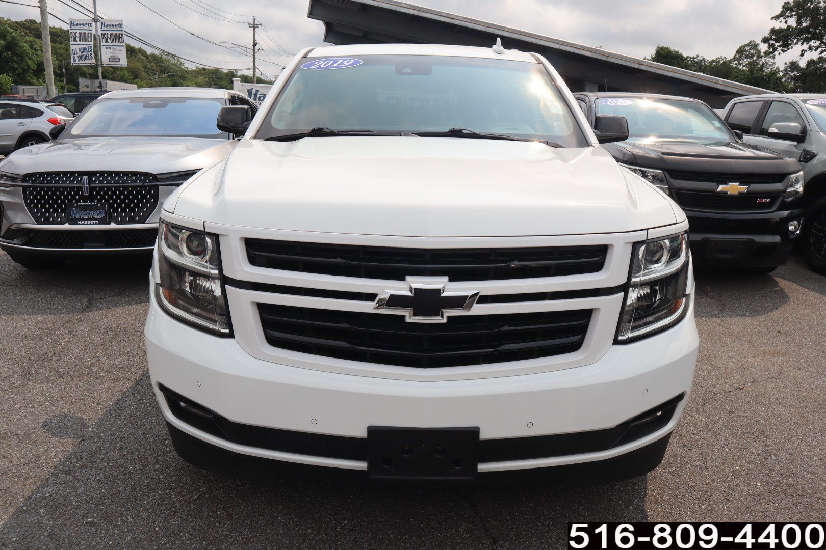 Used 2019 Chevrolet Tahoe Premier w/ RST 6.2L Performance Edition AWD/4WD image 4