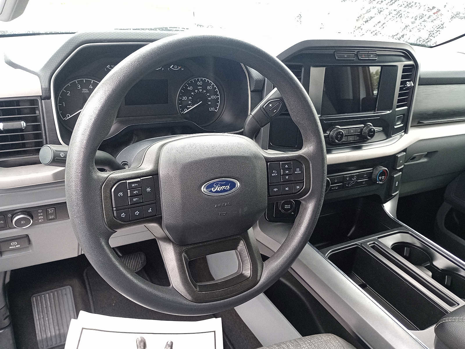 Used 2022 Ford F150 XLT image 9
