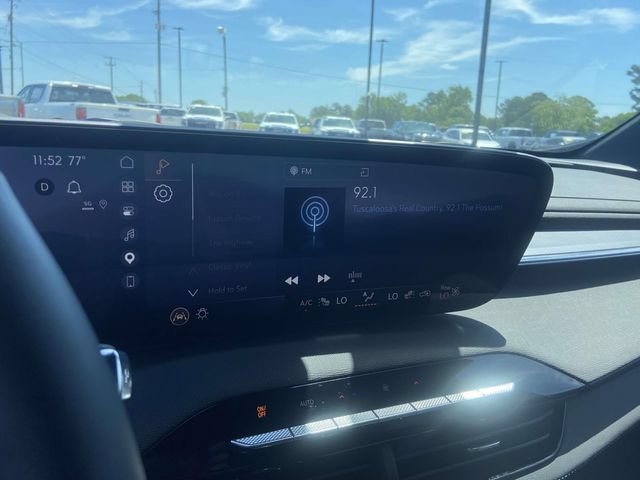 New 2025 Buick Enclave Sport Touring w/ Super Cruise Package FWD image 17
