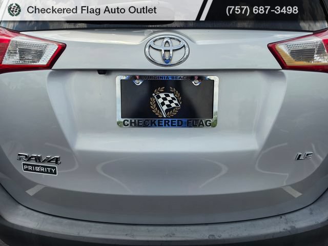 Used 2015 Toyota RAV4 LE FWD image 7