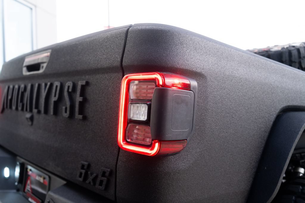 Used 2020 Jeep Gladiator Rubicon AWD/4WD image 17