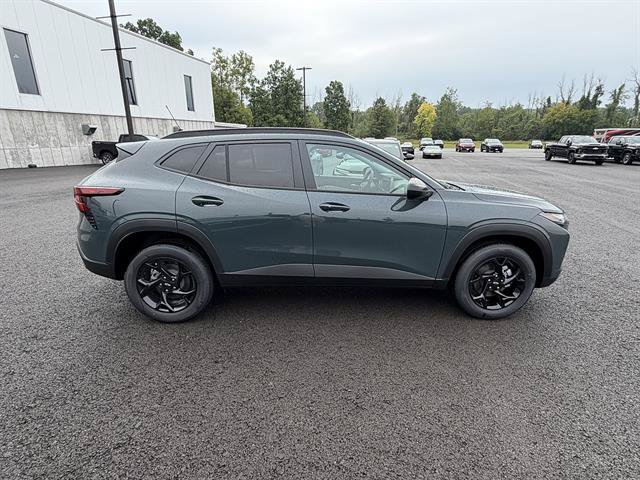 New 2026 Chevrolet Trax LT w/ Driver Confidence Package FWD image 6
