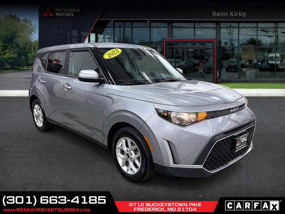 Used 2020 Kia Soul S image 2