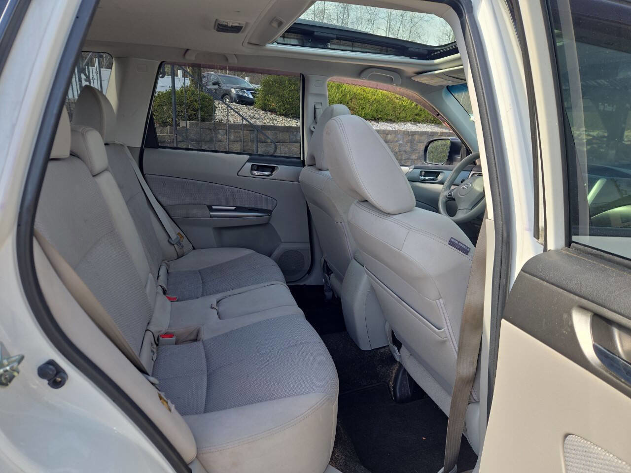 Used 2011 Subaru Forester 2.5X Premium AWD/4WD image 17