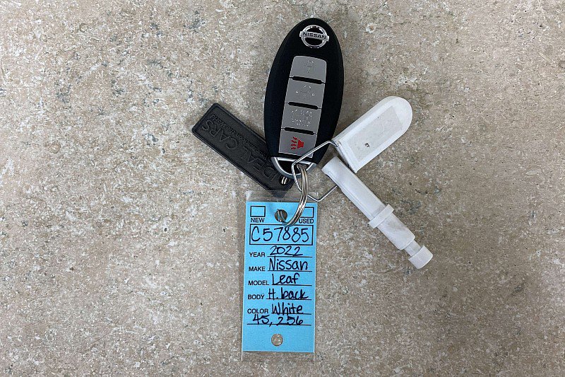 Used 2022 Nissan Leaf S image 22