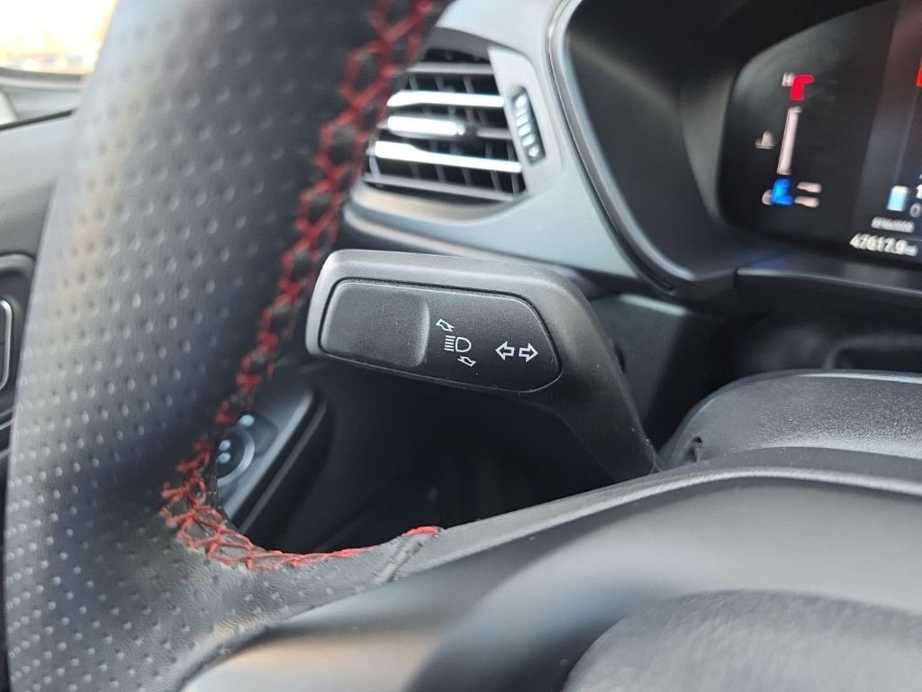 Used 2024 Ford Escape ST-Line image 15