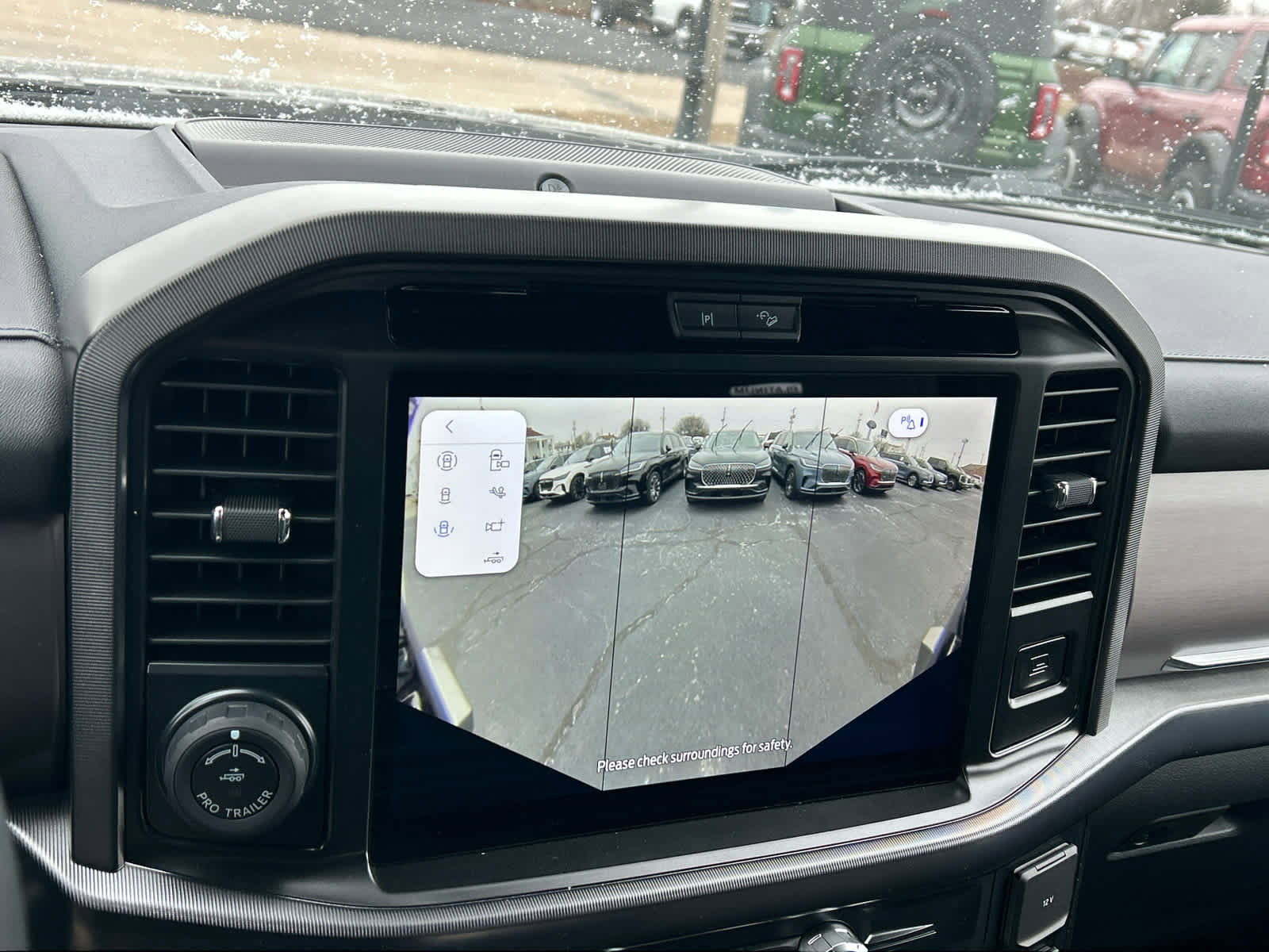 New 2025 Ford F150 Platinum w/ FX4 Off-Road Package image 34