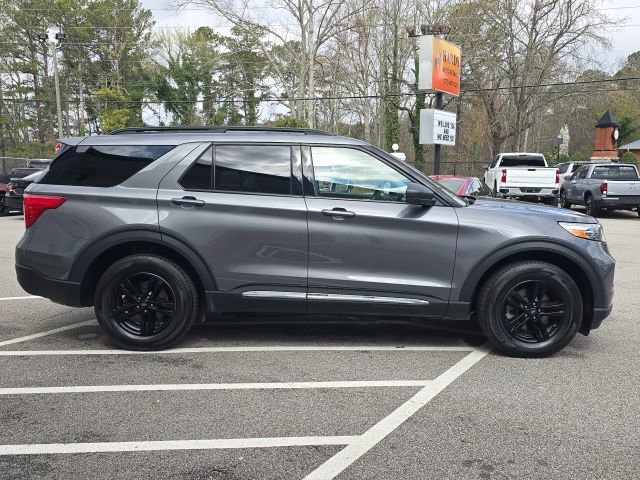 Used 2023 Ford Explorer XLT w/ Equipment Group 202A AWD/4WD image 6