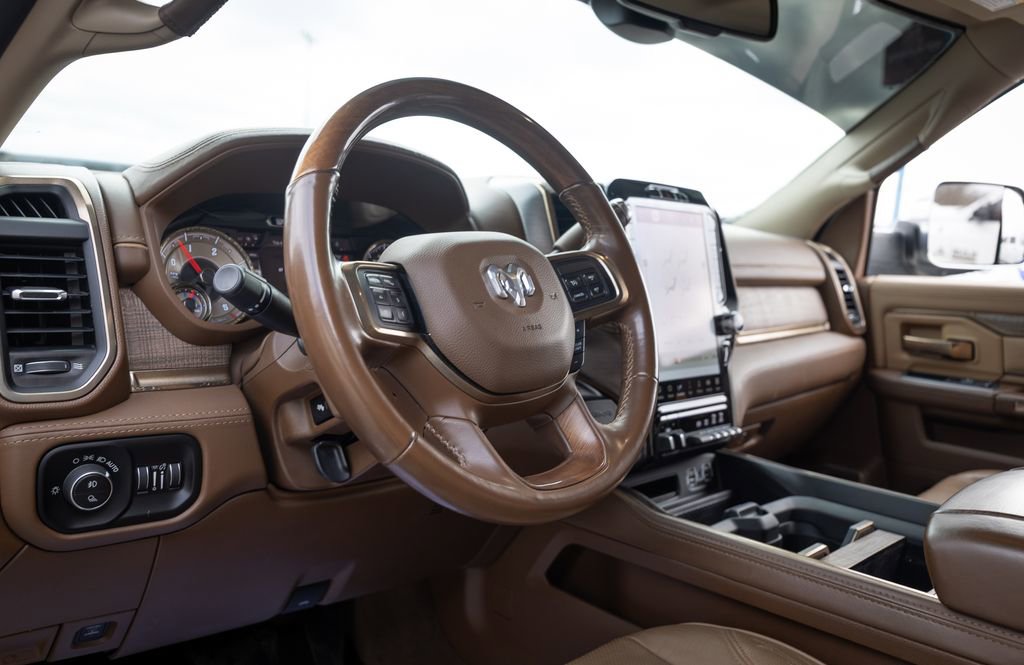 Used 2022 RAM 3500 Limited image 2