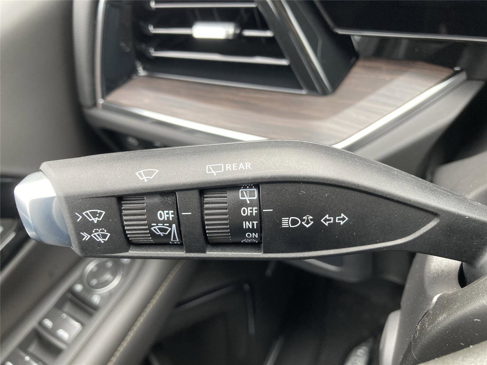 New 2026 Chevrolet Tahoe Premier image 21