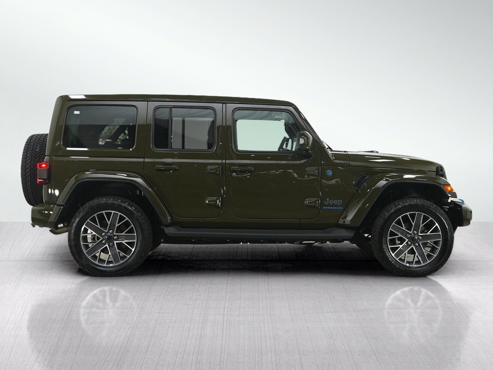 Used 2024 Jeep Wrangler High Altitude AWD/4WD image 6