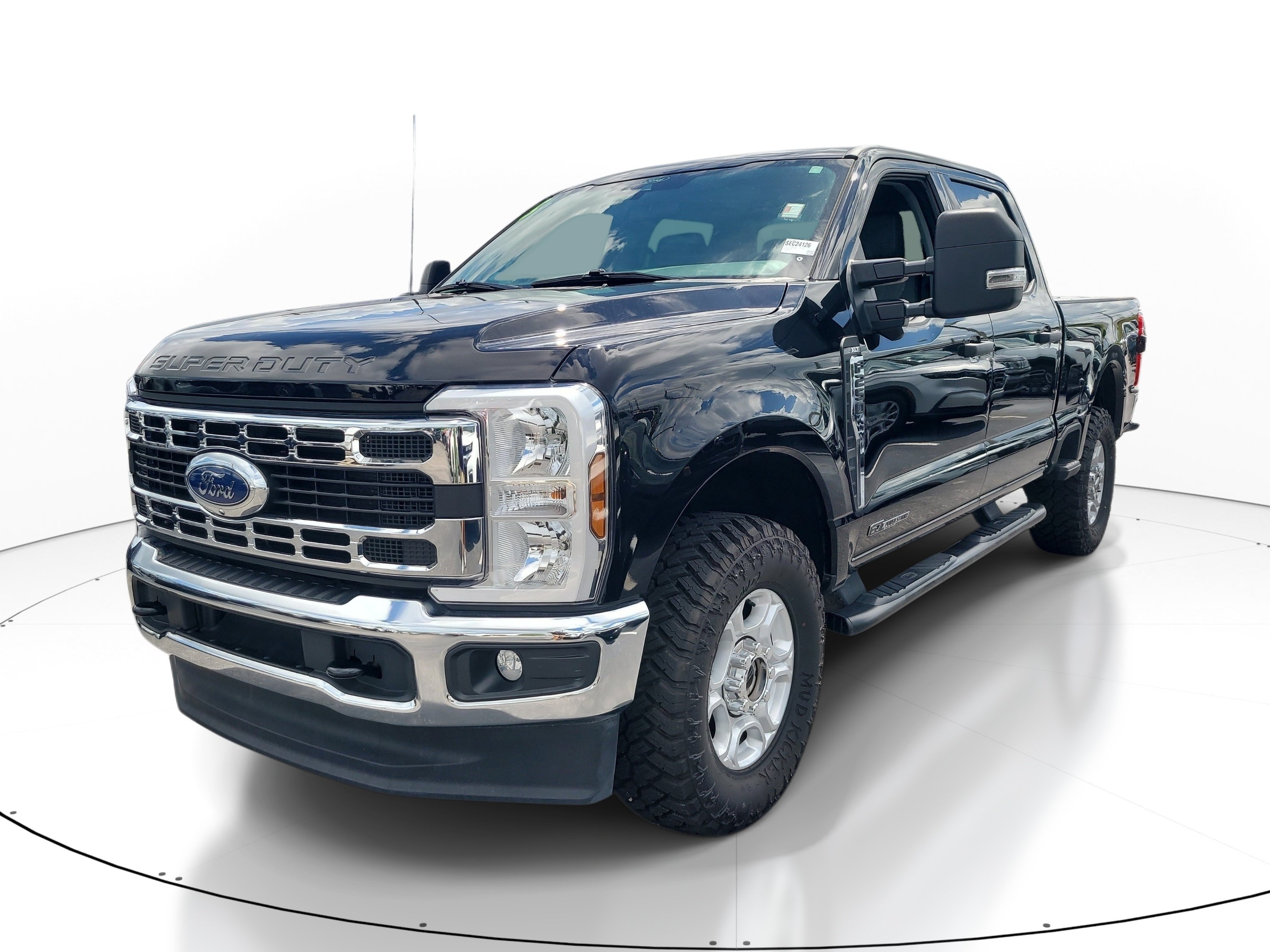 Used 2025 Ford F250 XLT w/ 360-Degree Camera Package AWD/4WD image 3