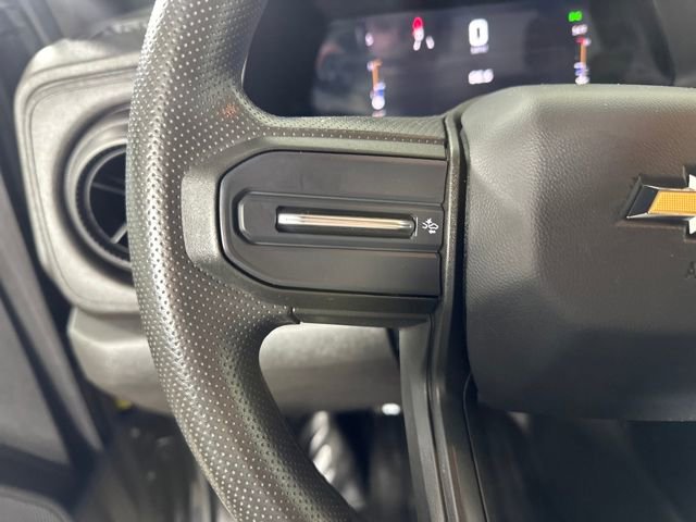 Used 2023 Chevrolet Colorado W/T image 15