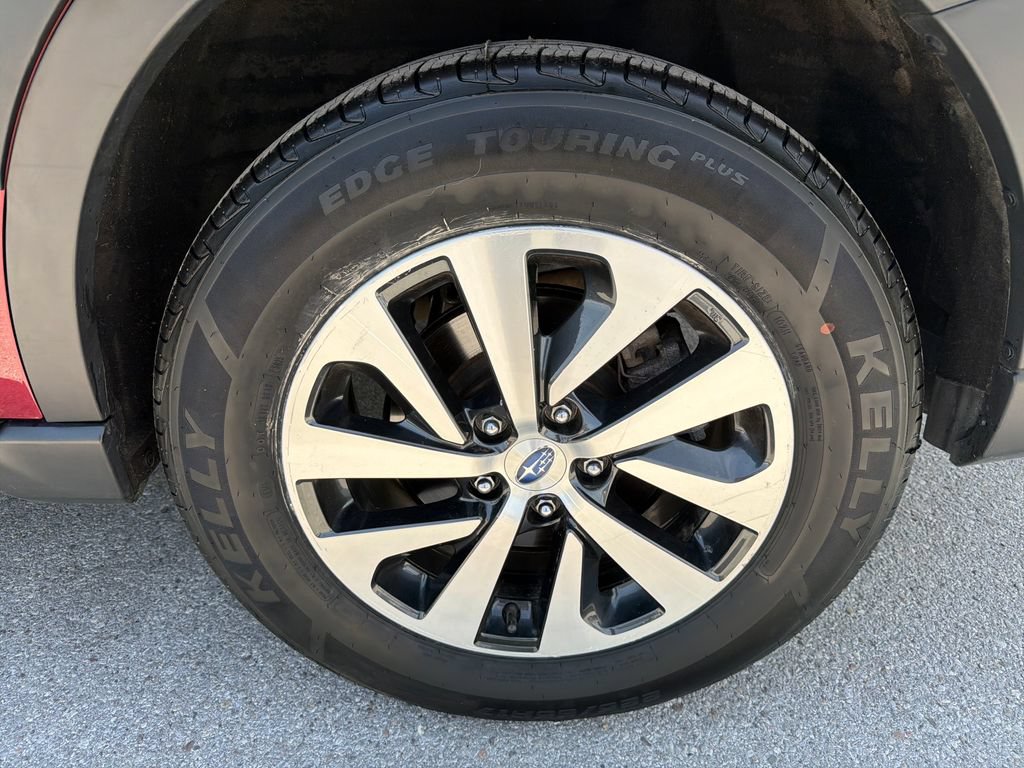 Certified 2024 Subaru Outback Premium AWD/4WD image 9