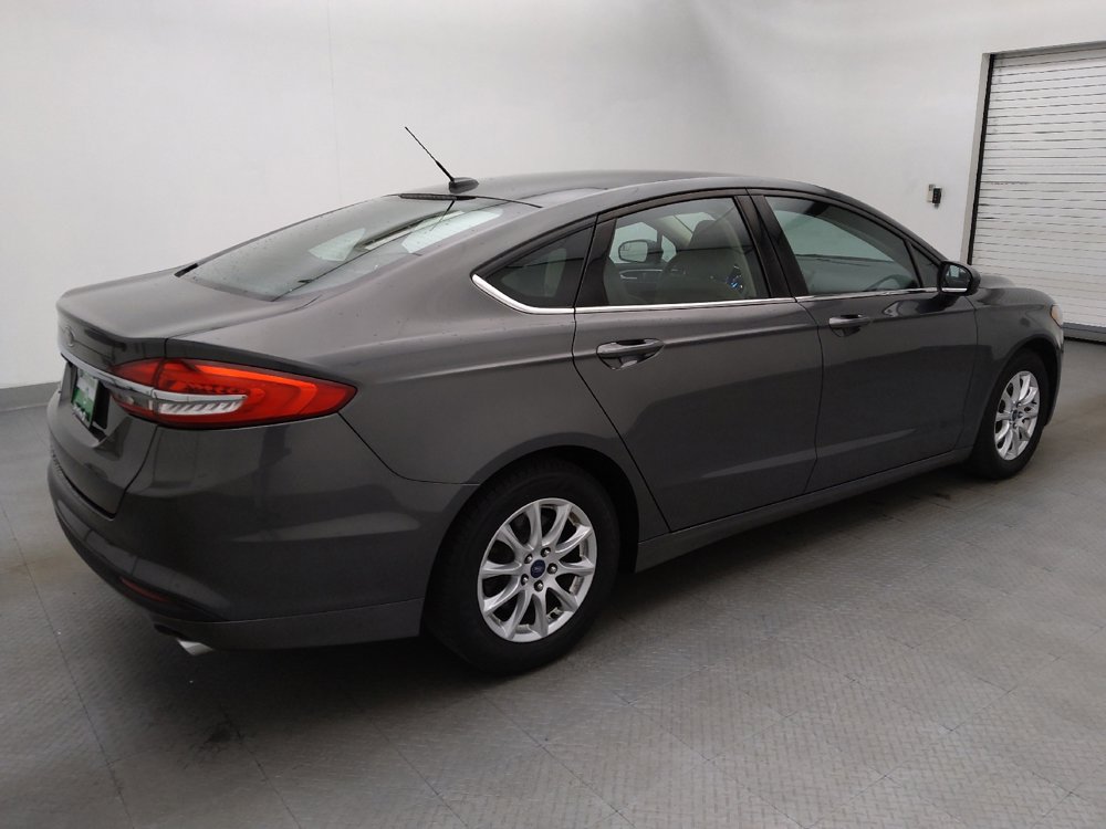Used 2017 Ford Fusion S image 10