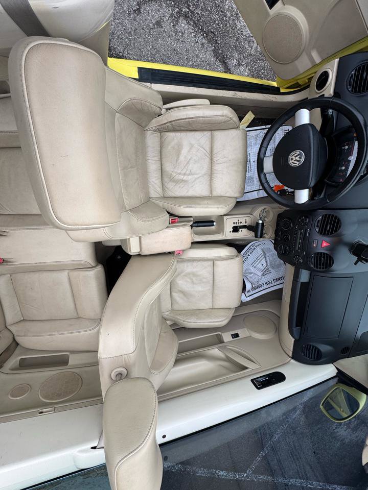 Used 2005 Volkswagen Beetle GLS image 12