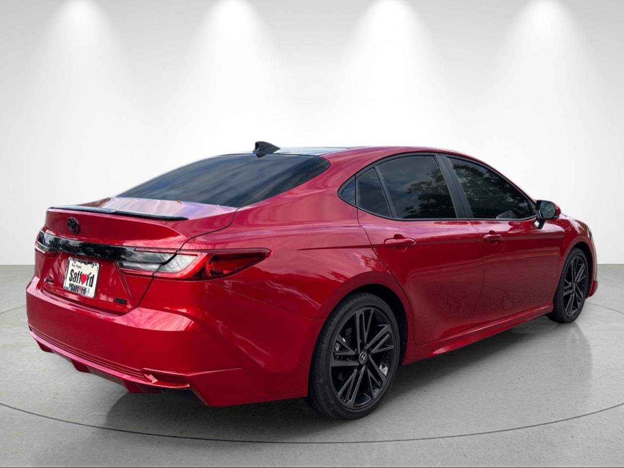 Used 2025 Toyota Camry XSE FWD image 5