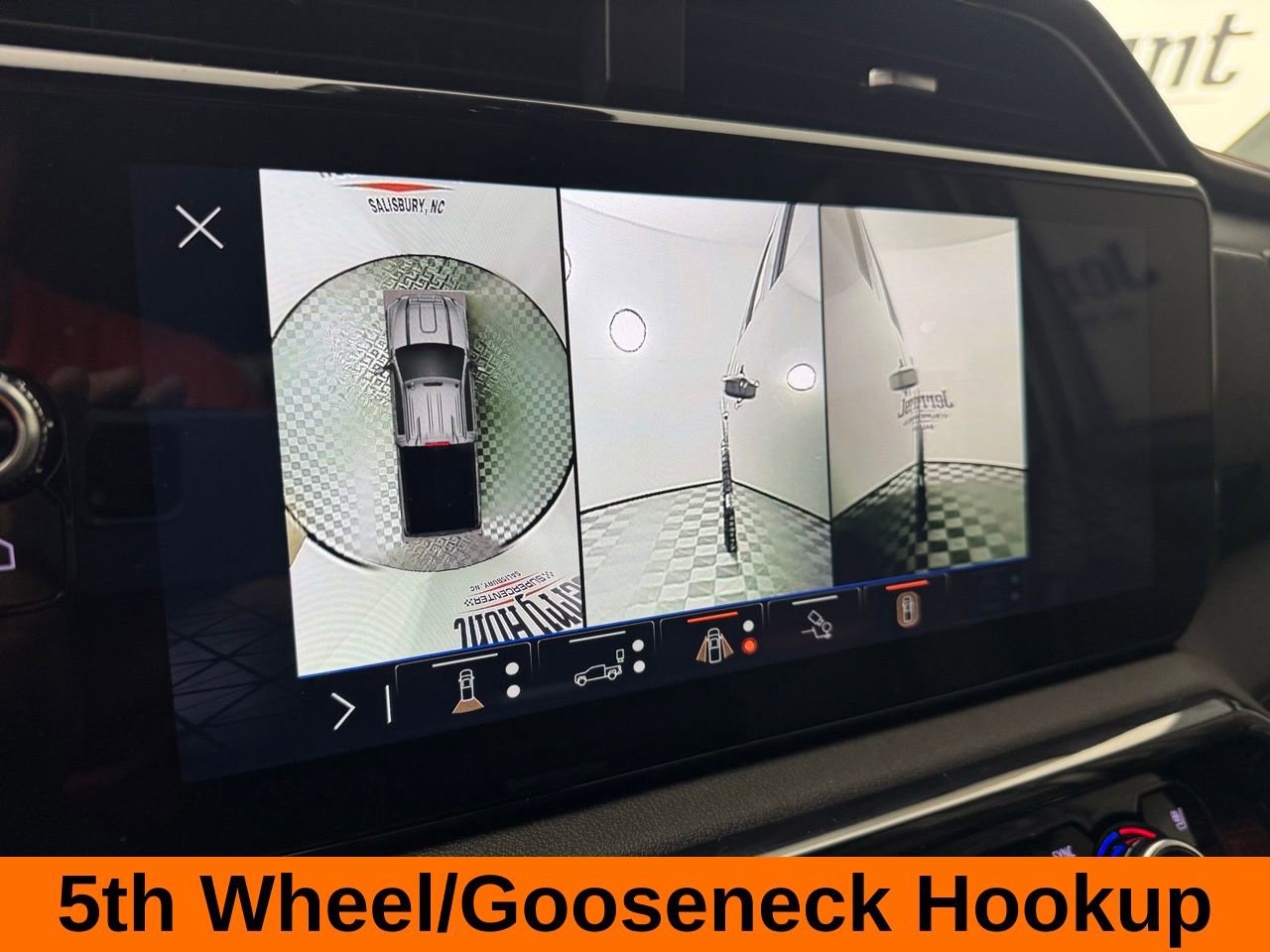 Used 2025 GMC Sierra 2500 AT4 w/ AT4 Premium Plus Package image 19