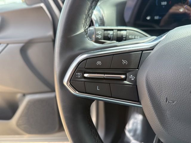 Used 2025 Chevrolet Equinox LT w/ Convenience Package II FWD image 18