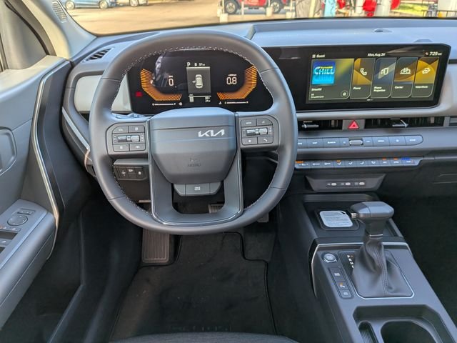 New 2027 Kia Seltos S FWD image 17