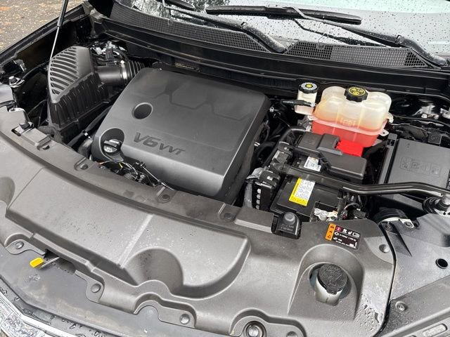 Used 2023 Chevrolet Traverse LT image 36