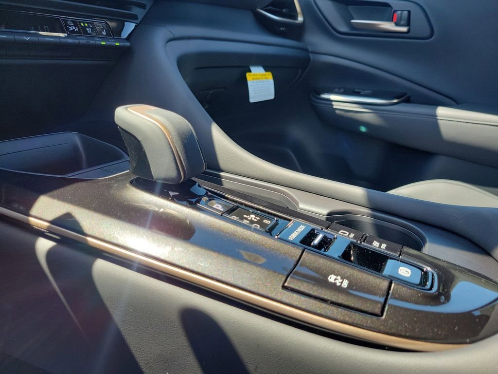 New 2026 Toyota Crown XLE image 30