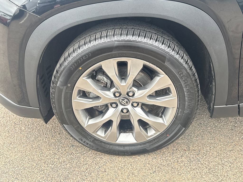 Used 2024 Toyota Grand Highlander Limited image 41