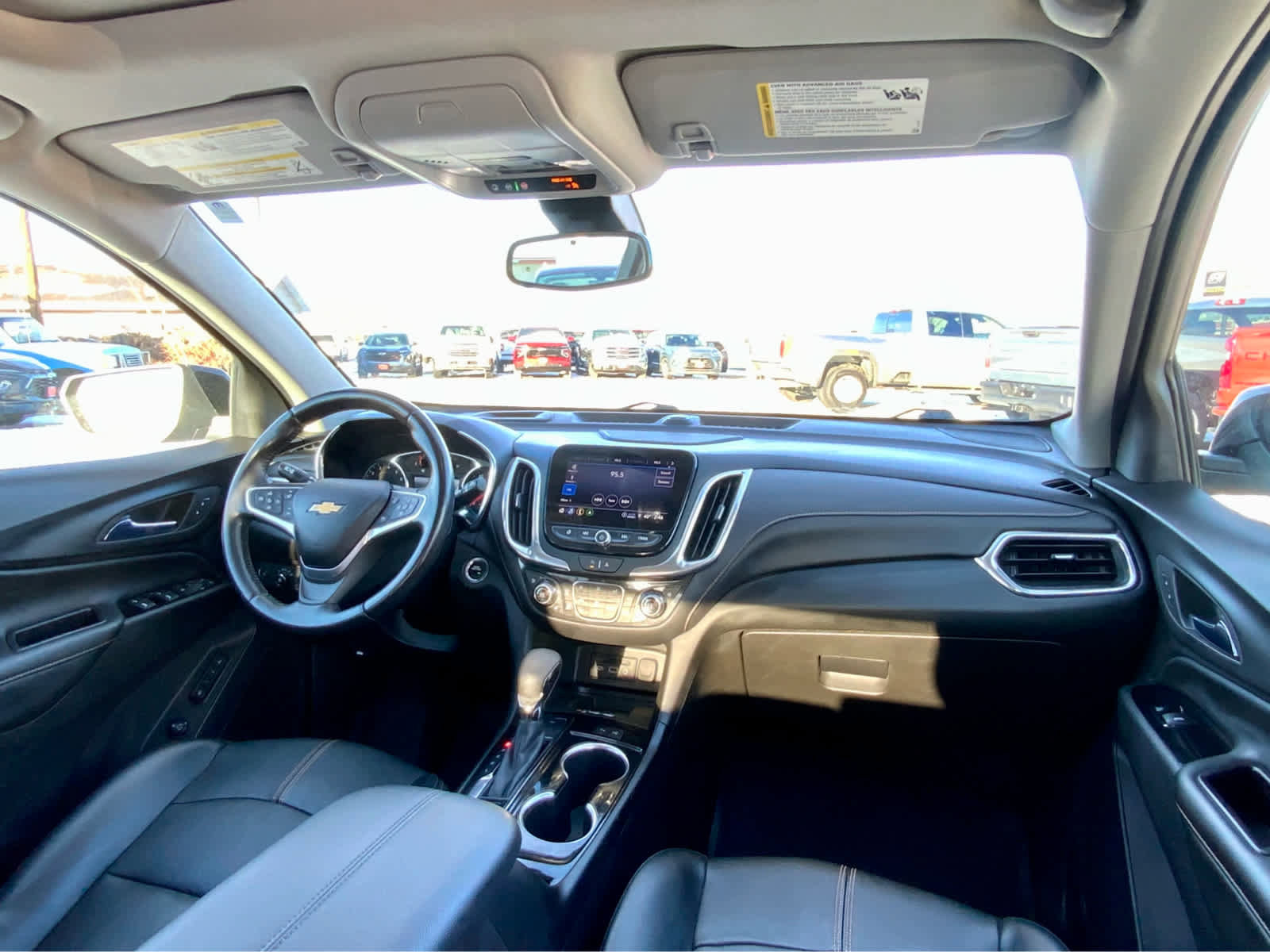 Used 2022 Chevrolet Equinox Premier image 31