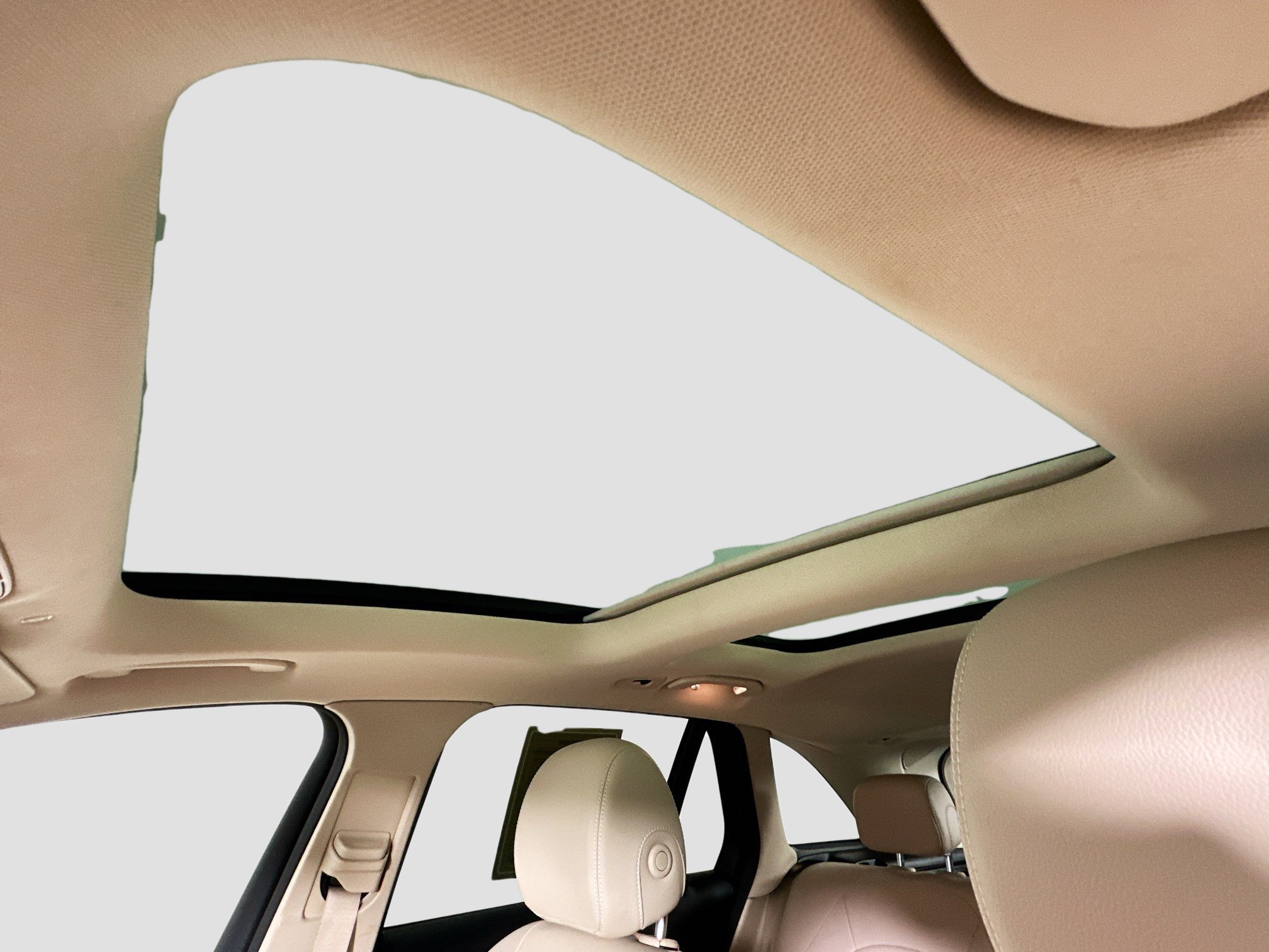 Certified 2022 Mercedes-Benz GLC 300 4MATIC w/ Premium Package Lite image 25