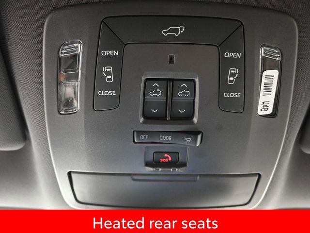 Certified 2024 Toyota Sienna Platinum image 23