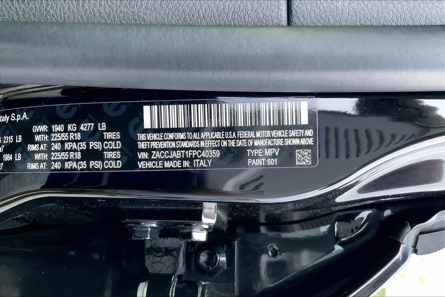 Used 2015 Jeep Renegade Latitude w/ Popular Equipment Group image 31