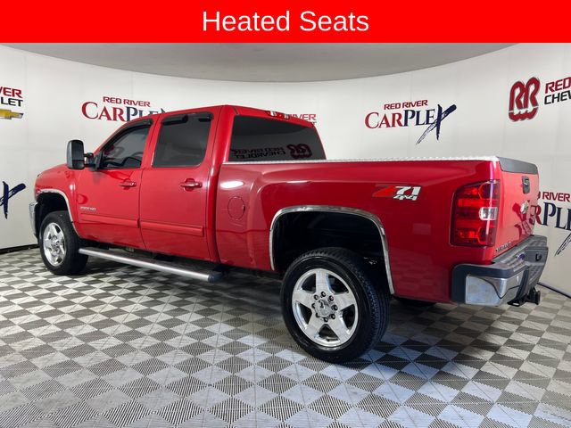 Used 2011 Chevrolet Silverado 2500 LTZ w/ LTZ Plus Package AWD/4WD image 6