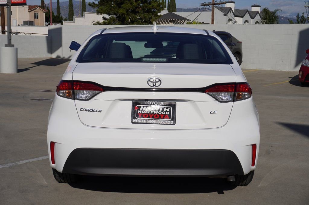 Certified 2025 Toyota Corolla LE image 6