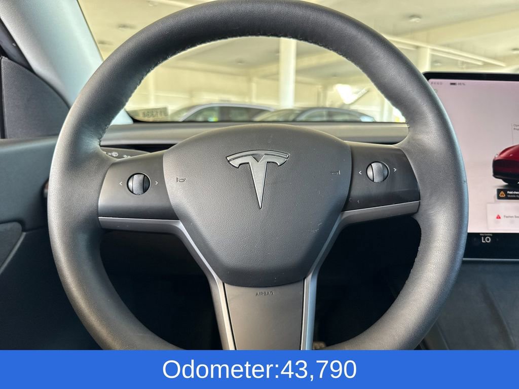 Used 2022 Tesla Model Y Performance image 21