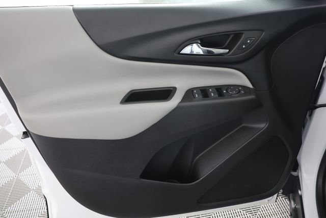 Used 2022 Chevrolet Equinox LS AWD/4WD image 23