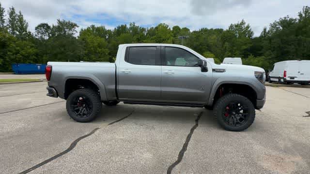 New 2026 GMC Sierra 1500 AT4 w/ AT4 Premium Package AWD/4WD image 9