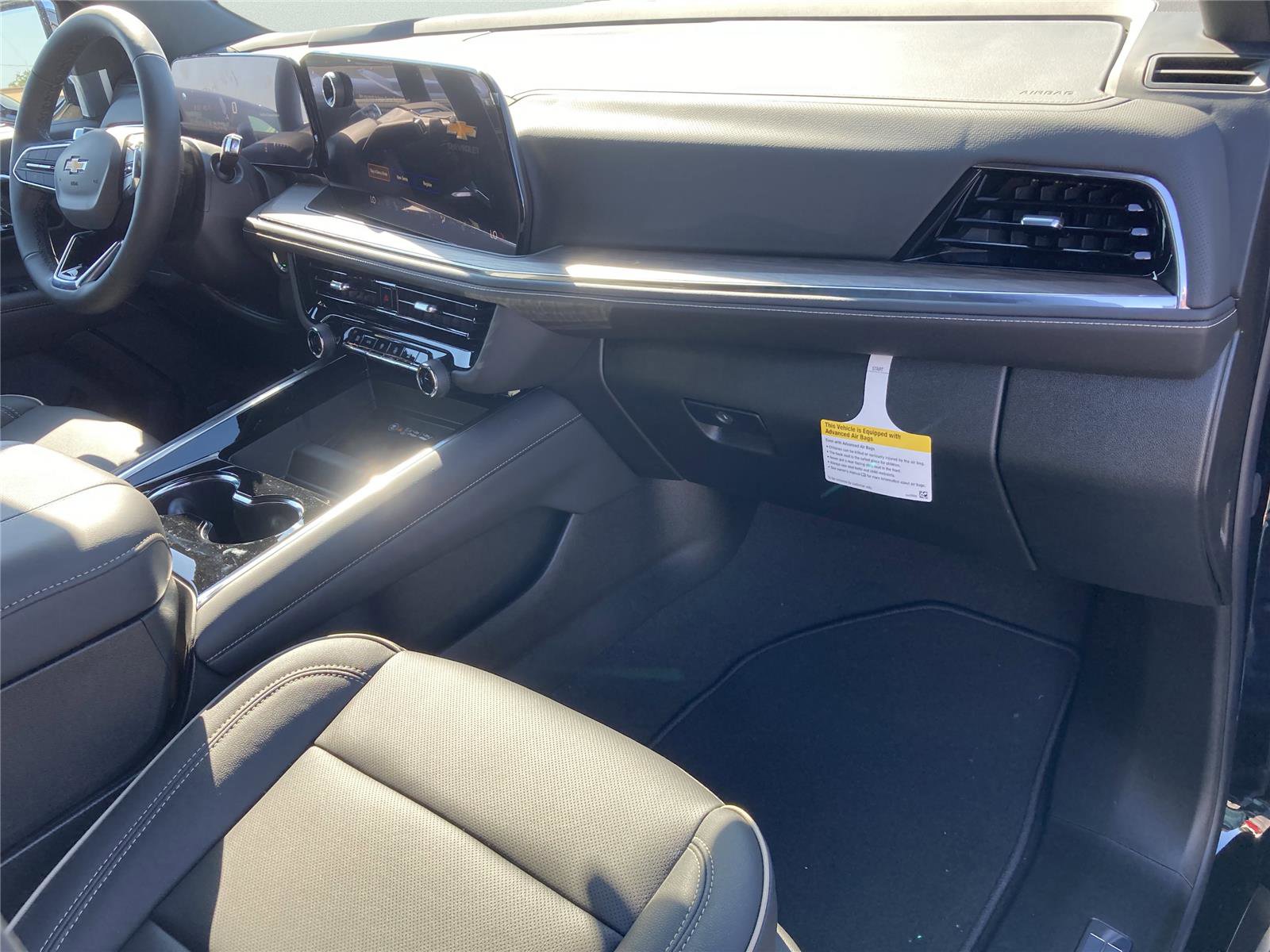 New 2026 Chevrolet Suburban Premier image 33