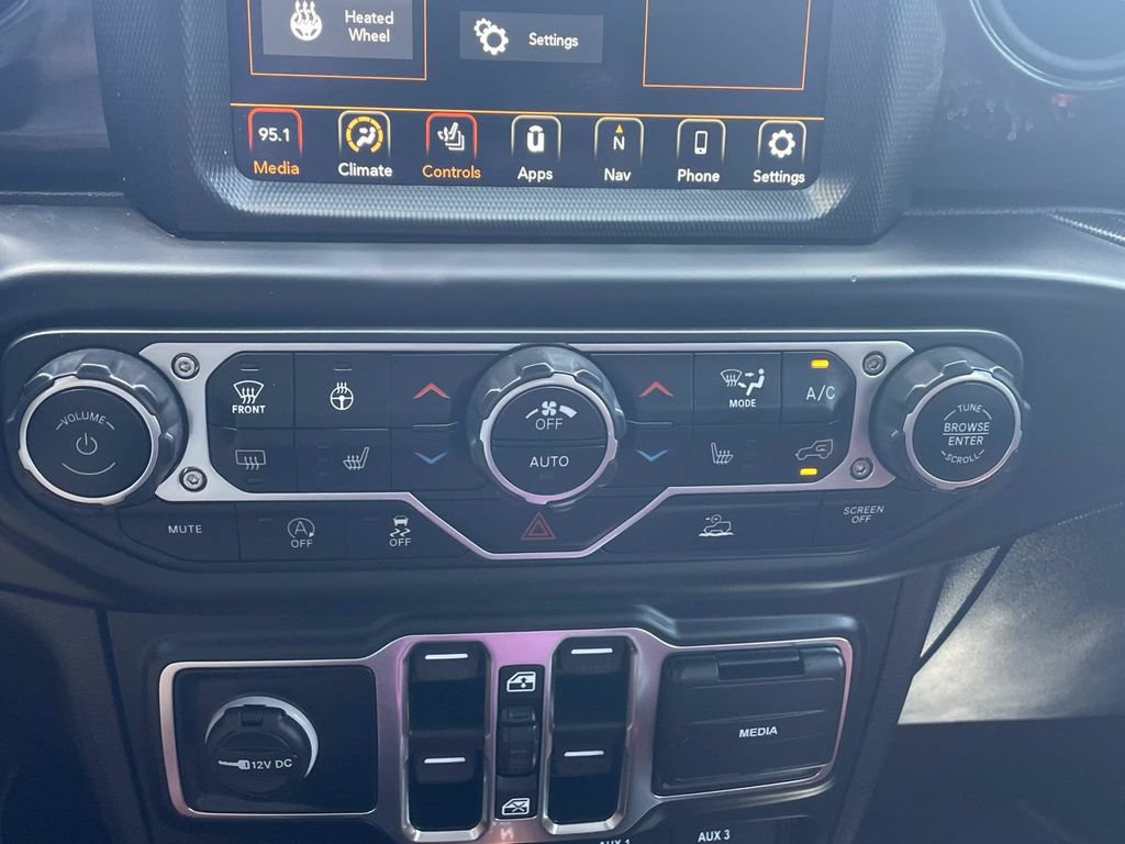Used 2022 Jeep Wrangler Unlimited Sport AWD/4WD image 39