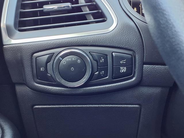 Used 2024 Ford Edge Titanium image 18