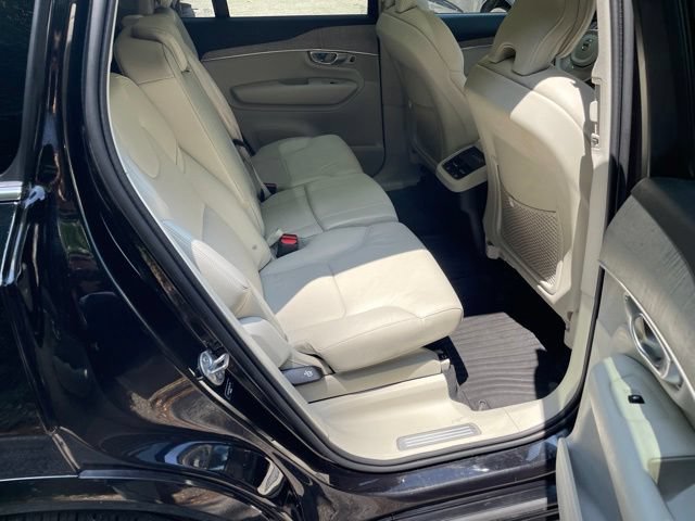 Certified 2023 Volvo XC90 B6 Plus w/ Protection Package Premier AWD/4WD image 15